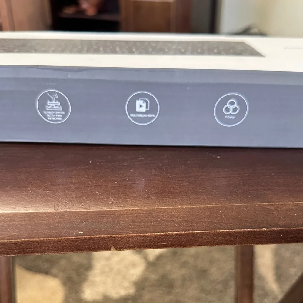 Seenda 7-Color Backlit Wireless Keyboard